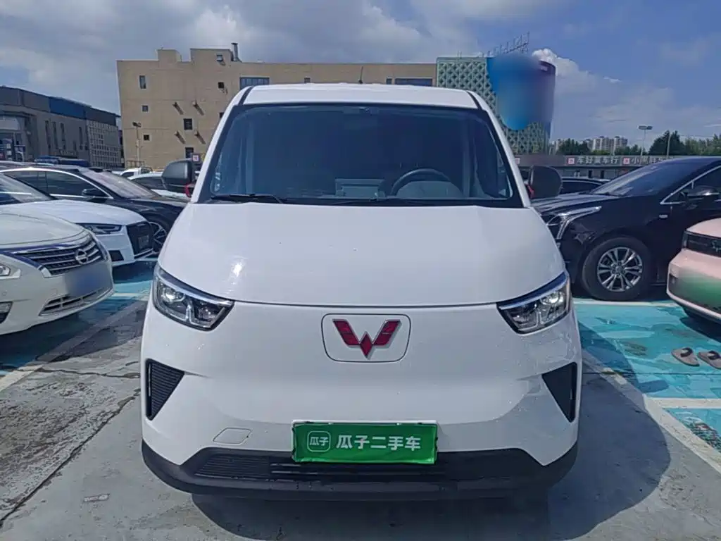 Wuling Motors Wuling Yangguang 2025 2025 400km Bus Comfort Edition