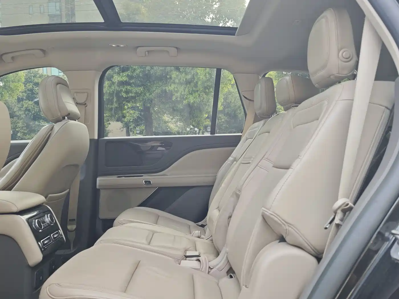 Lincoln Aviator (Import) 2020 2020 3.0T V6 AWD Premium Edition
