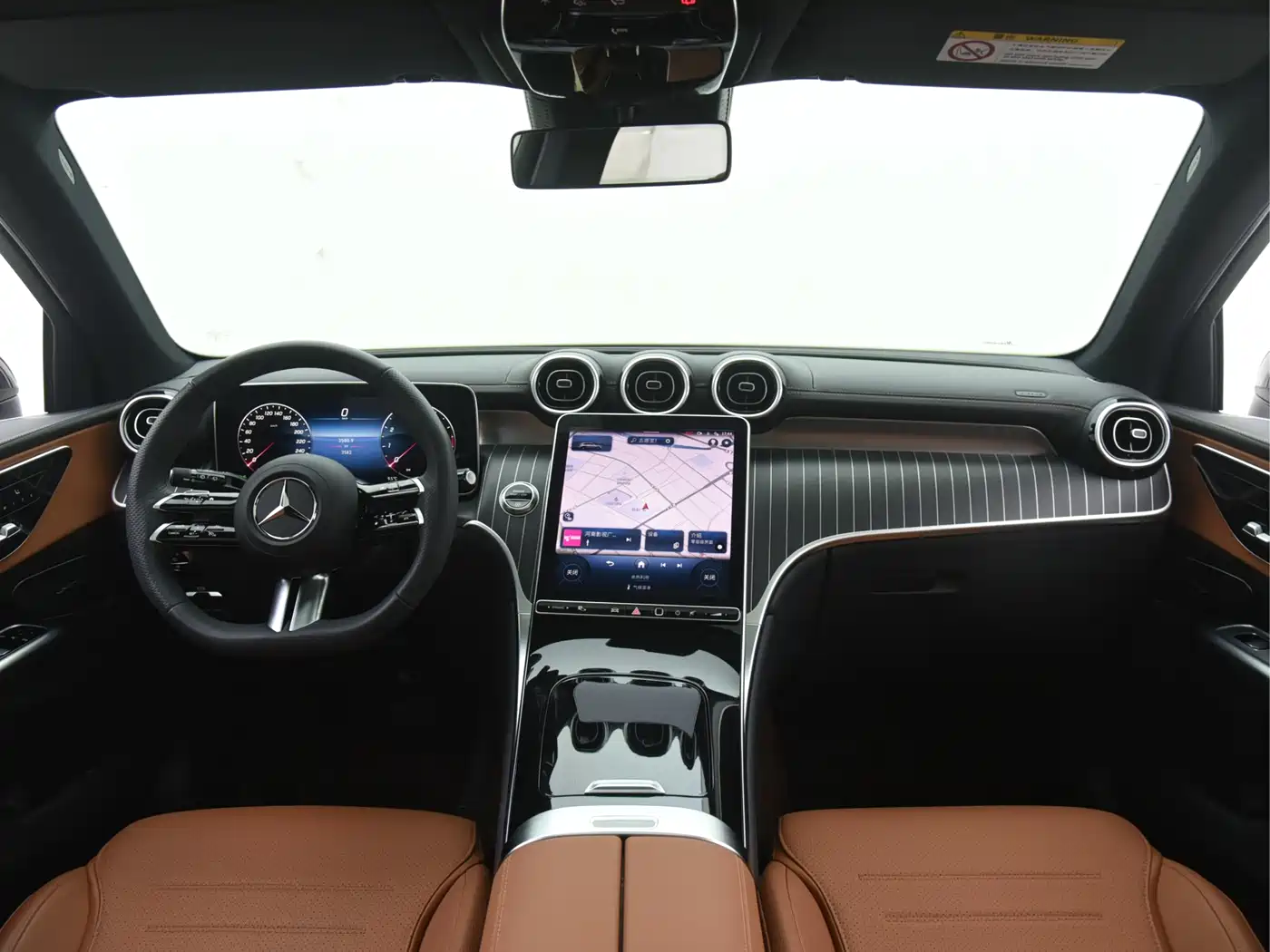 Mercedes-Benz GLC 2023 GLC 300 L 4MATIC Sport 5-Seater фото 7