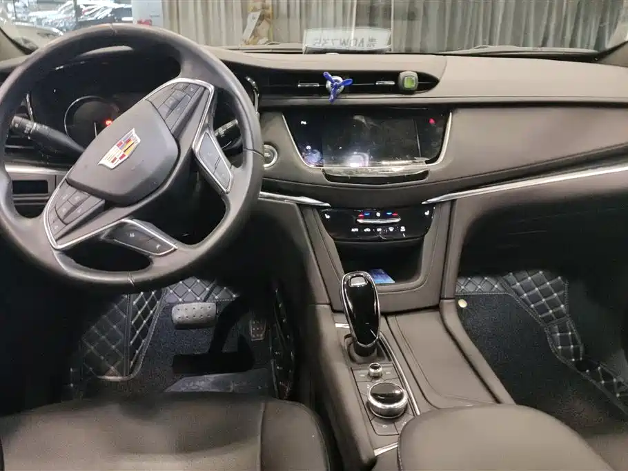 Cadillac XT5 2022 2.0T 2WD Luxury фото 12