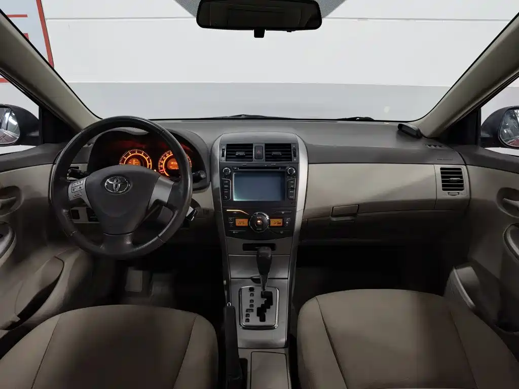 Photo 5 - Toyota Corolla