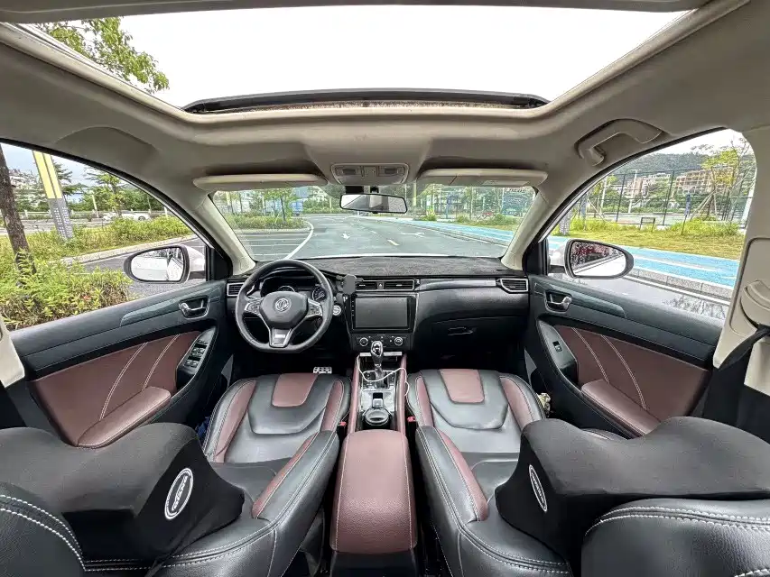 Dongfeng Fengguang Fengguang 580 2018 2017 1.5T CVT Comfort Version