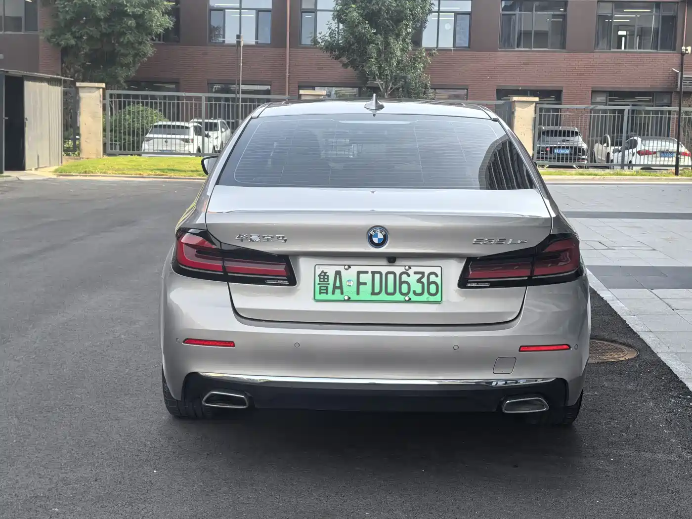 BMW 5 Series New Energy 2022 Facelift II 535Le Pioneer Edition M Sport Package фото 6