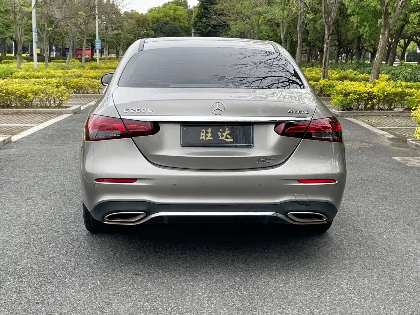 MERCEDES-BENZ E CLASS