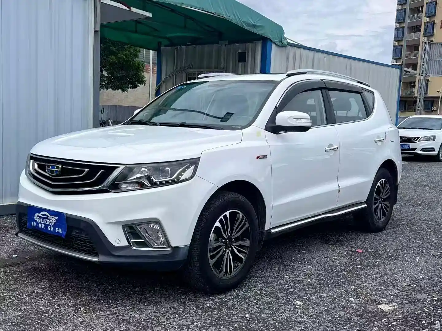 صورة 3 - Geely Emgrand X6