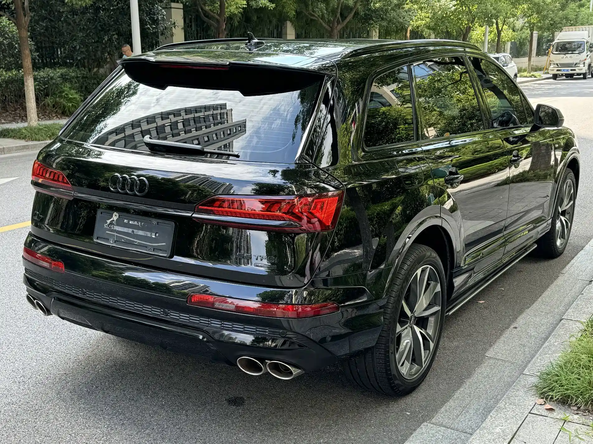Photo 24 - Audi Q7