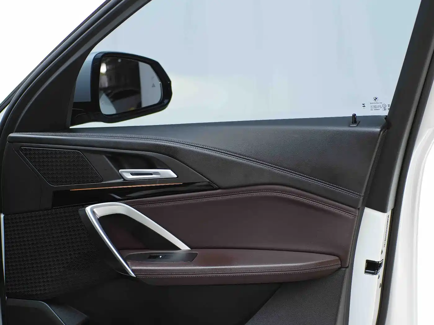 BMW X1 2023 sDrive20Li X Design Package фото 12