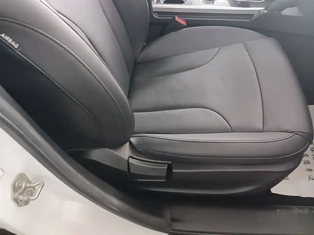 Haval H6 2018 Blue Label Sport 1.5T Automatic 2WD Elite фото 25