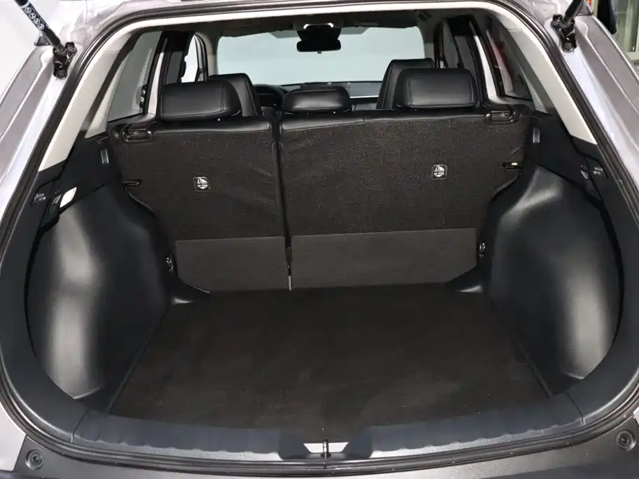 Toyota Corolla Cross 2024 Model 2.0L Pioneer Edition фото 17
