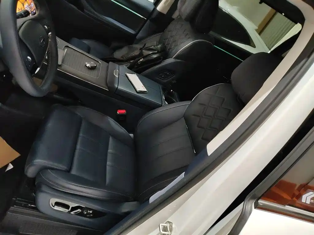 GAC Trumpchi Trumpchi Xiangwang M8 2025 Model QianKun Series Ultra First Class фото 15