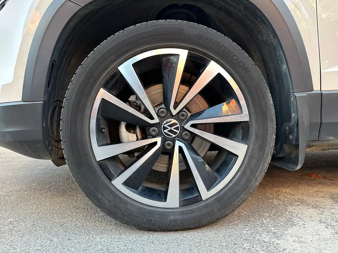 Volkswagen Tharu 2022 280TSI FWD Luxury Edition фото 18