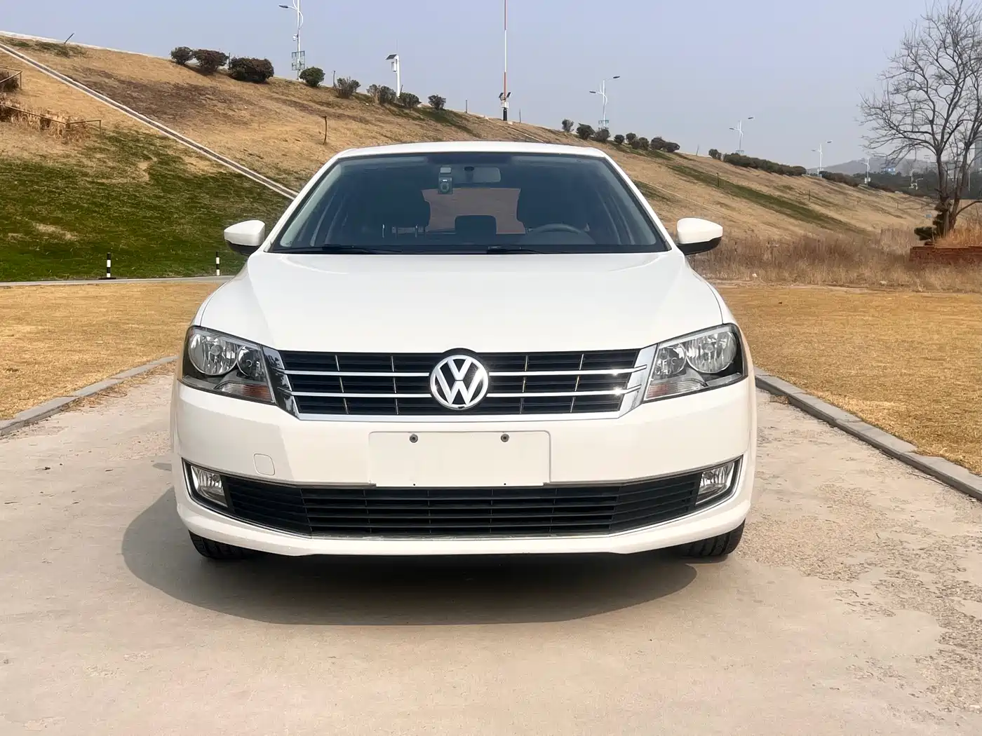 Volkswagen Lavida Tour 2013 1.4TSI Automatic Comfort фото 2