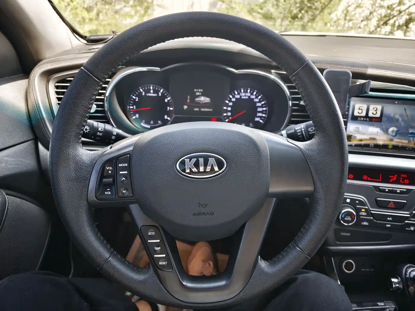 Kia K5 2012 2.0L Automatic DLX фото 11
