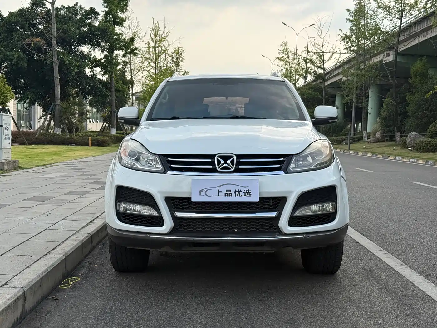Jiangling Yusheng S350 2014 2013 2.4T Automatic 4WD Diesel Premium Luxury 5-seater