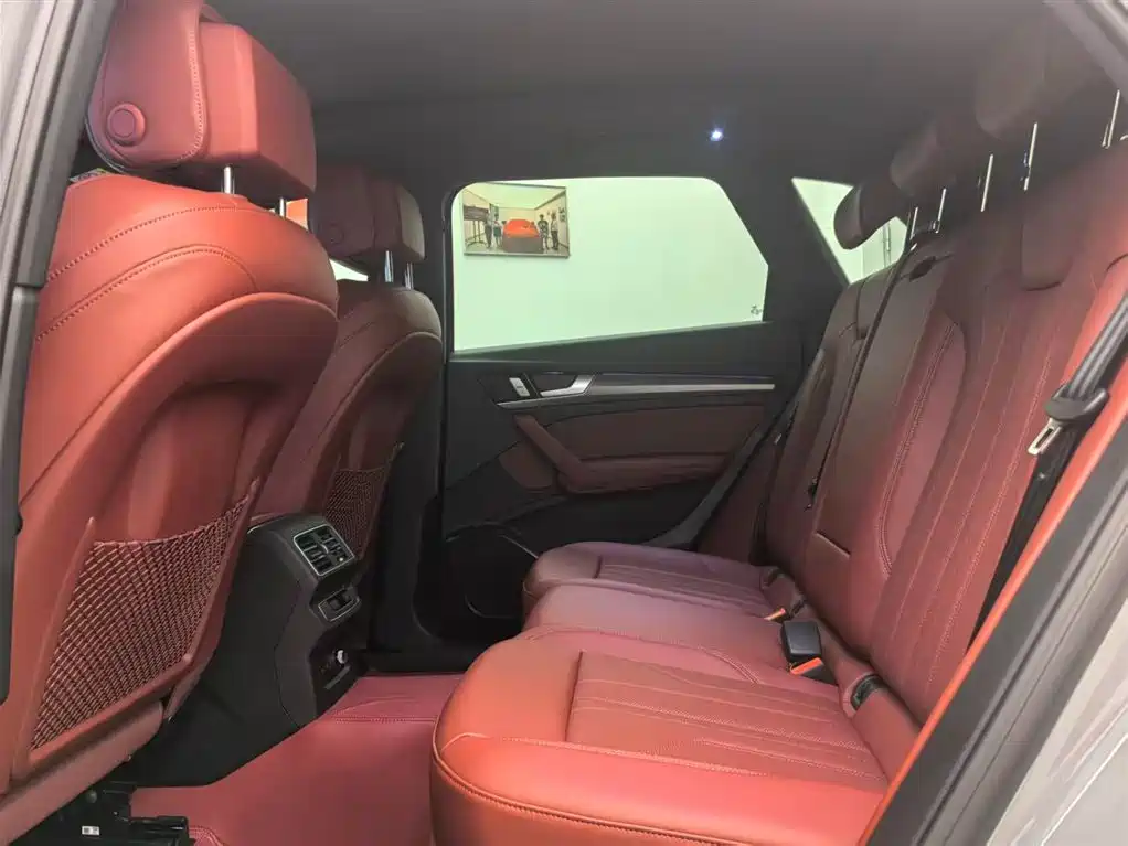 Audi Q5L 2026 2025 40 TFSI Luxury Dynamic
