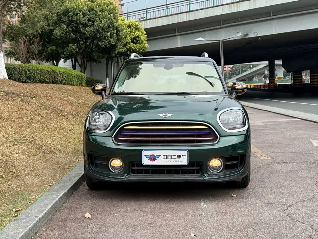 Photo 2 - MINI COUNTRYMAN