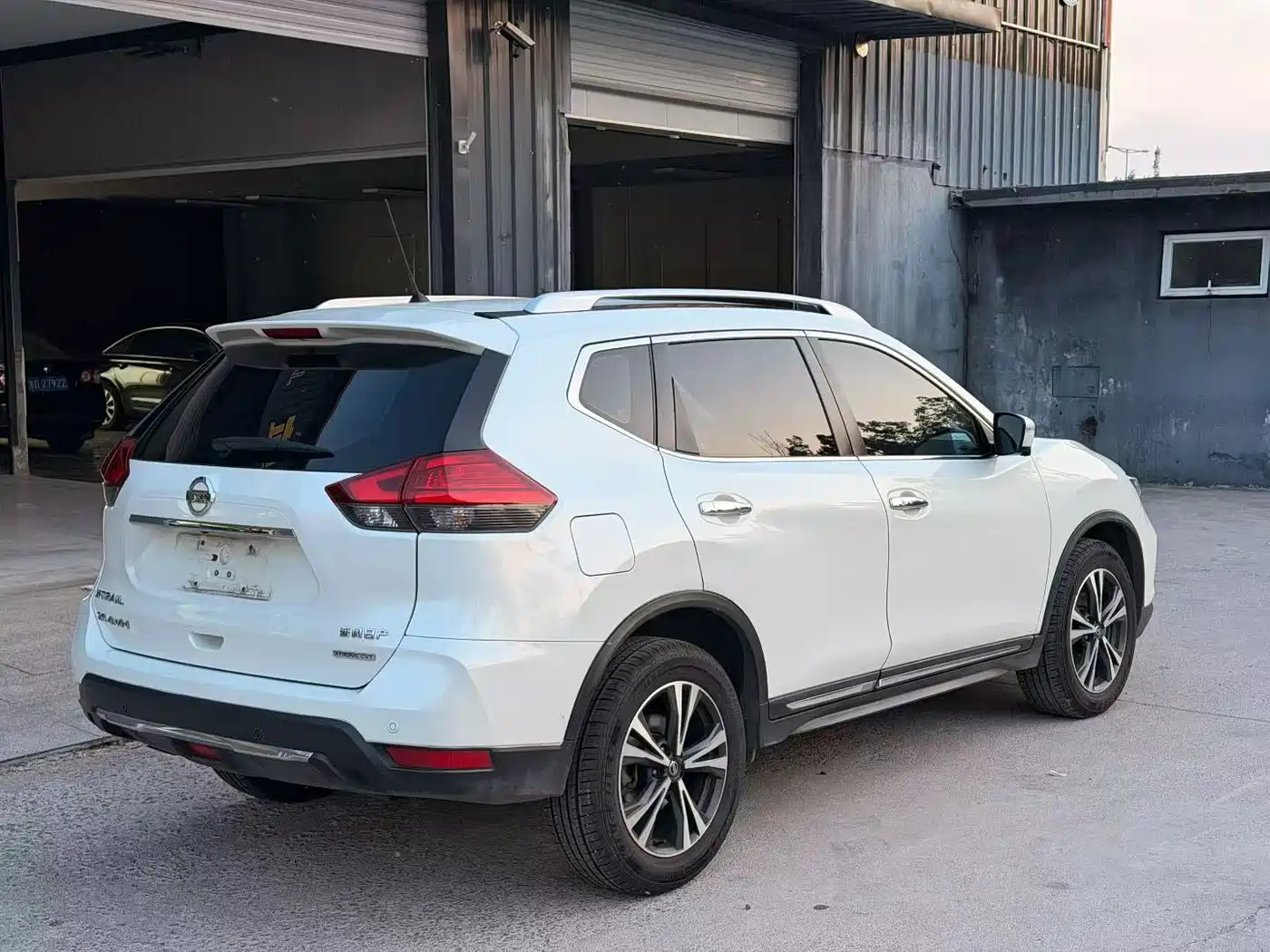 Фото 9 - Nissan X-Trail