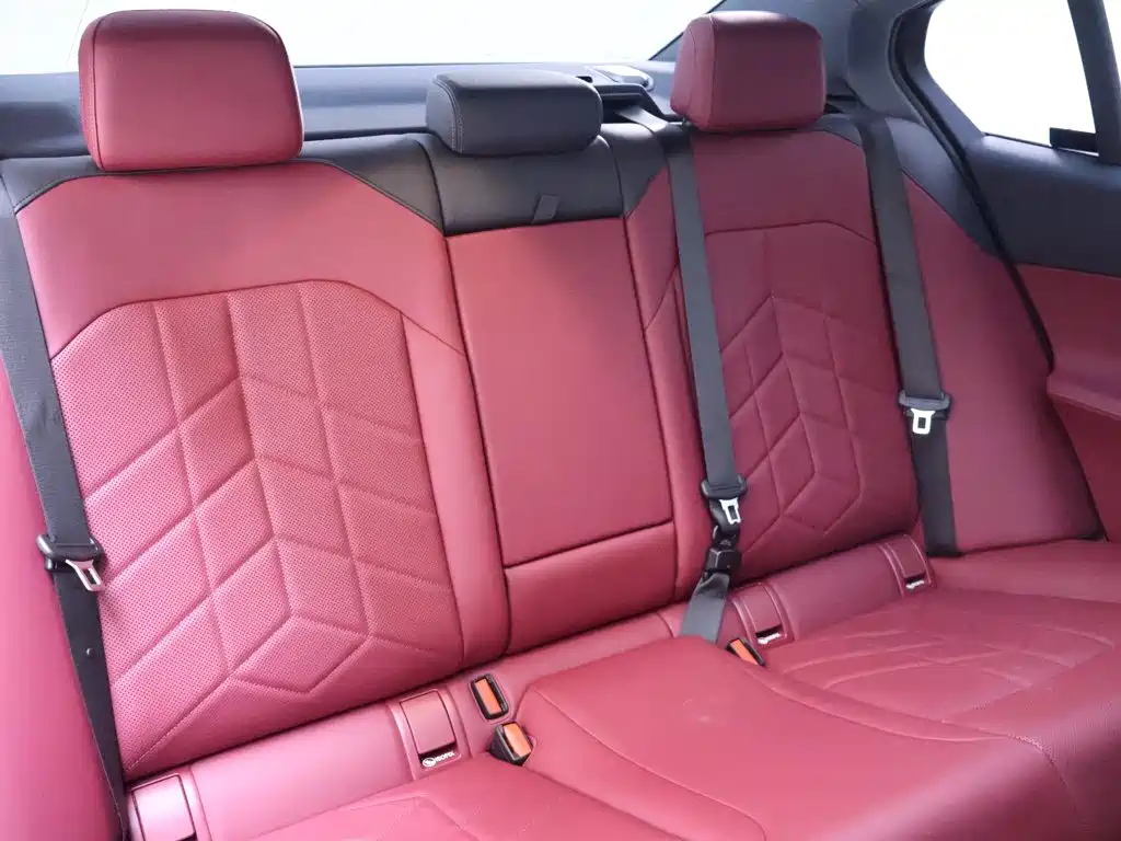 BMW 5 Series, миниатюра 23
