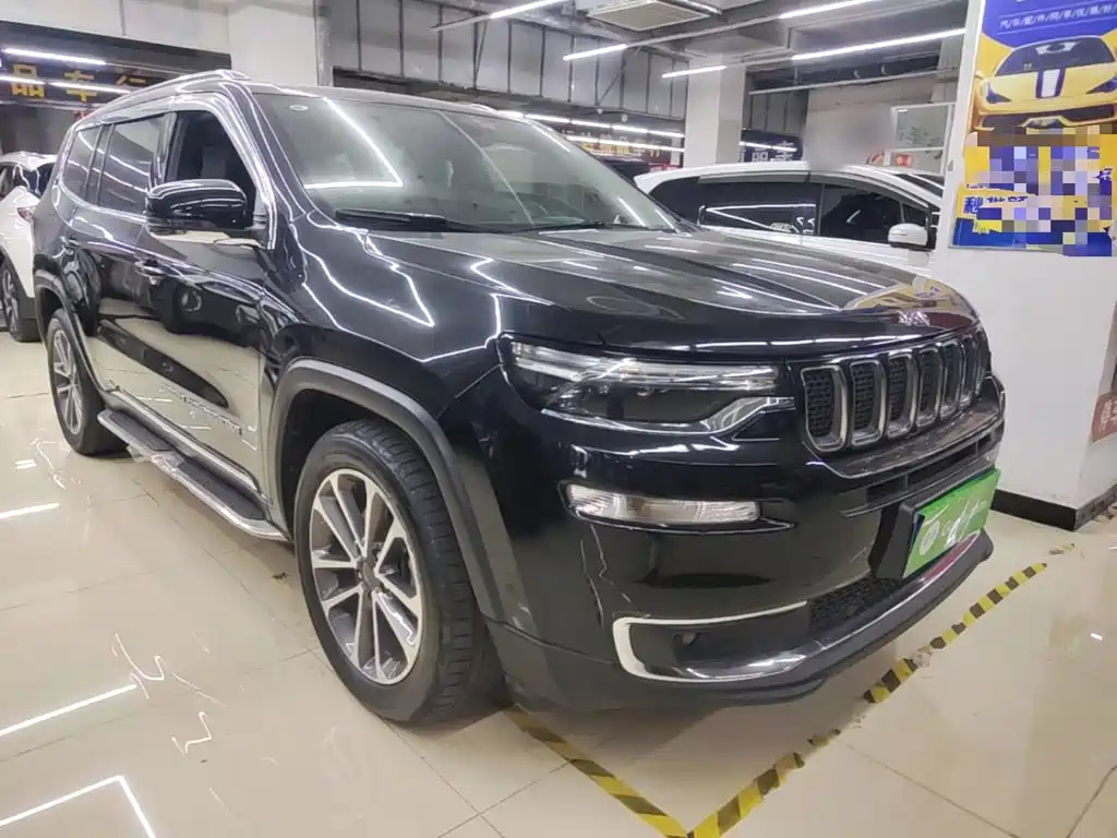 صورة 4 - Jeep Grand Commander