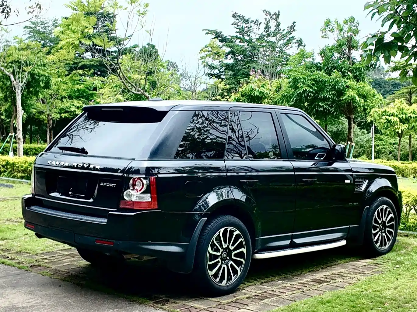 Land Rover Range Rover Sport 2011 2011 5.0 NA V8 HSE