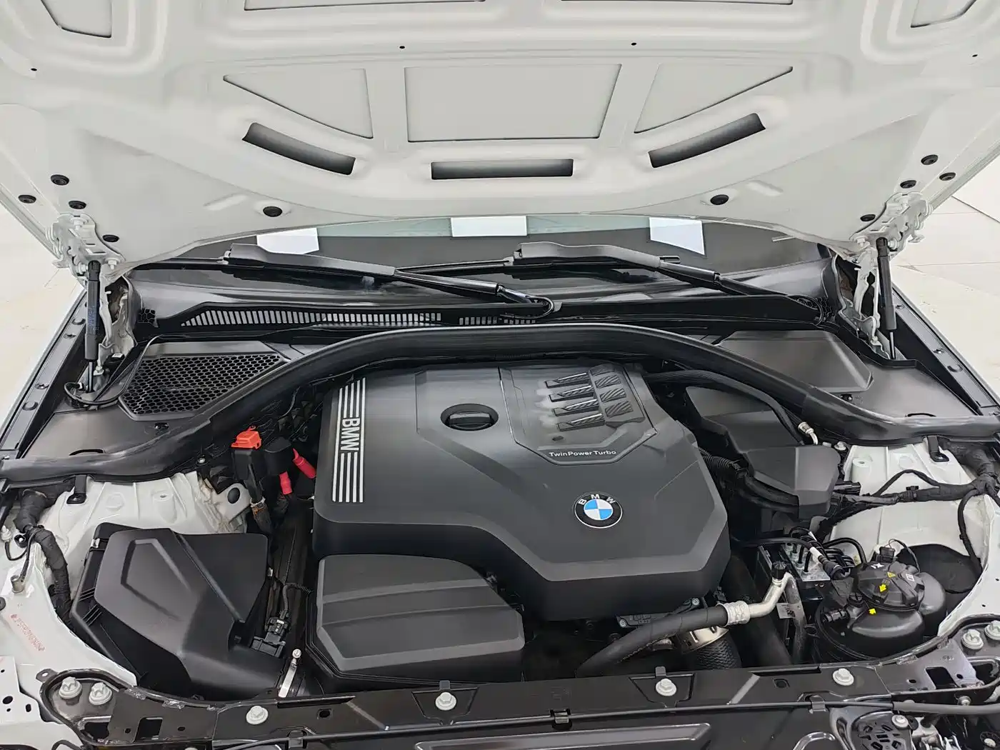 BMW 3 Series 2023 320Li M Sport Package фото 17