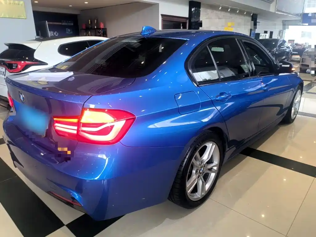 Фото 7 - BMW 3 Series