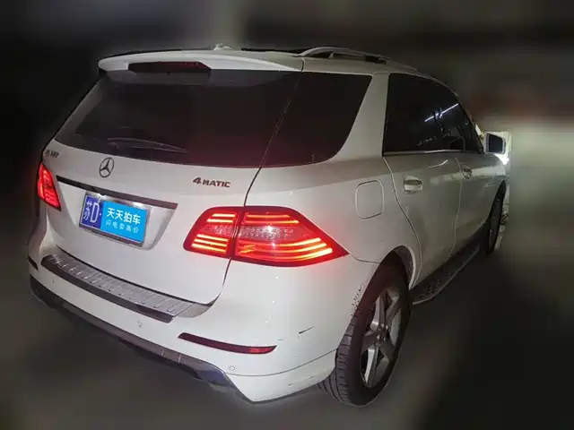 Mercedes-Benz M-Class 2014 ML 320 4MATIC — фото 5