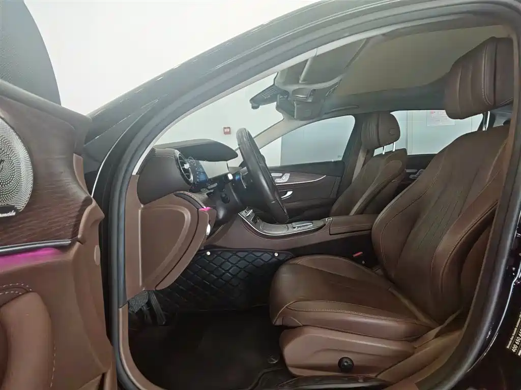 Mercedes-Benz E-Class 2023 E 300 L Luxury фото 8