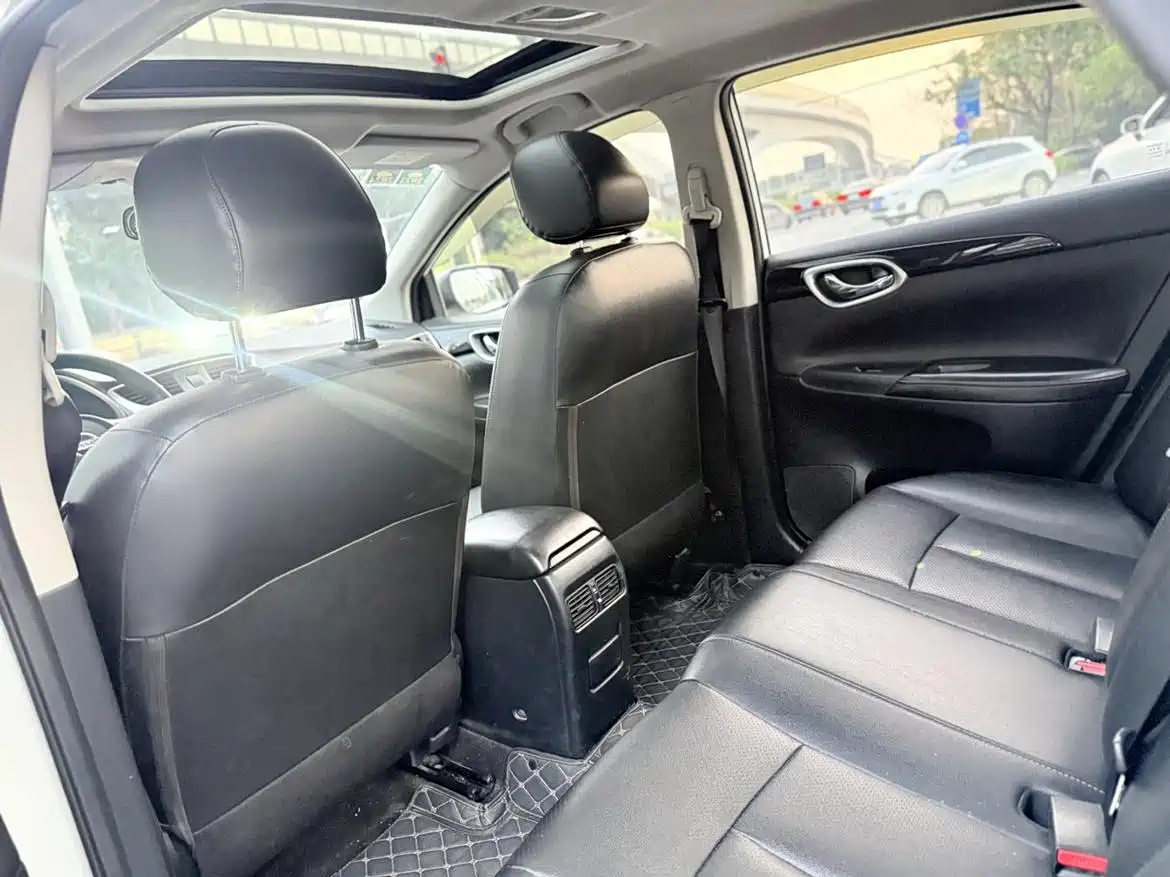 Nissan SYLPHY, миниатюра 11