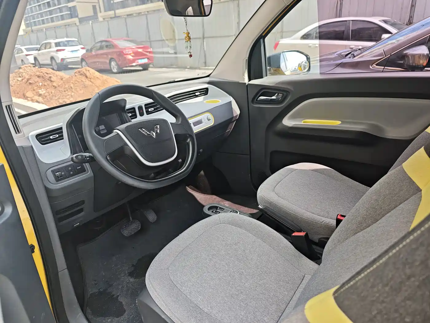 WULING AUTOMOBILE HONGGUANG MINIEV