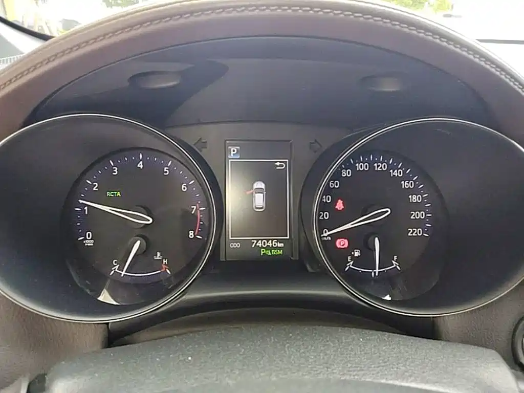 Photo 12 - Toyota C-HR