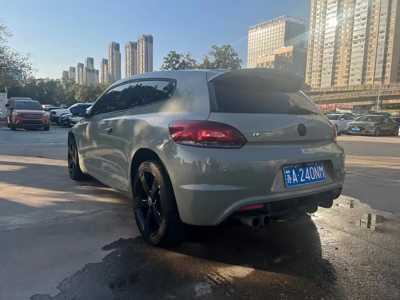 Volkswagen Scirocco 2011 Model R 2.0TSI фото 7