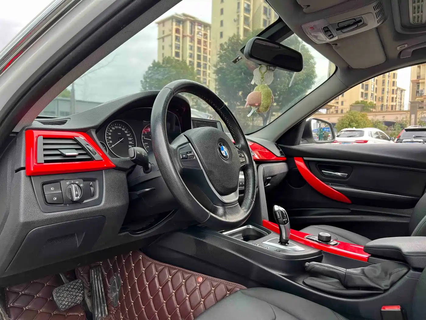 BMW 3 Series 2013 320Li Fashion Model фото 11