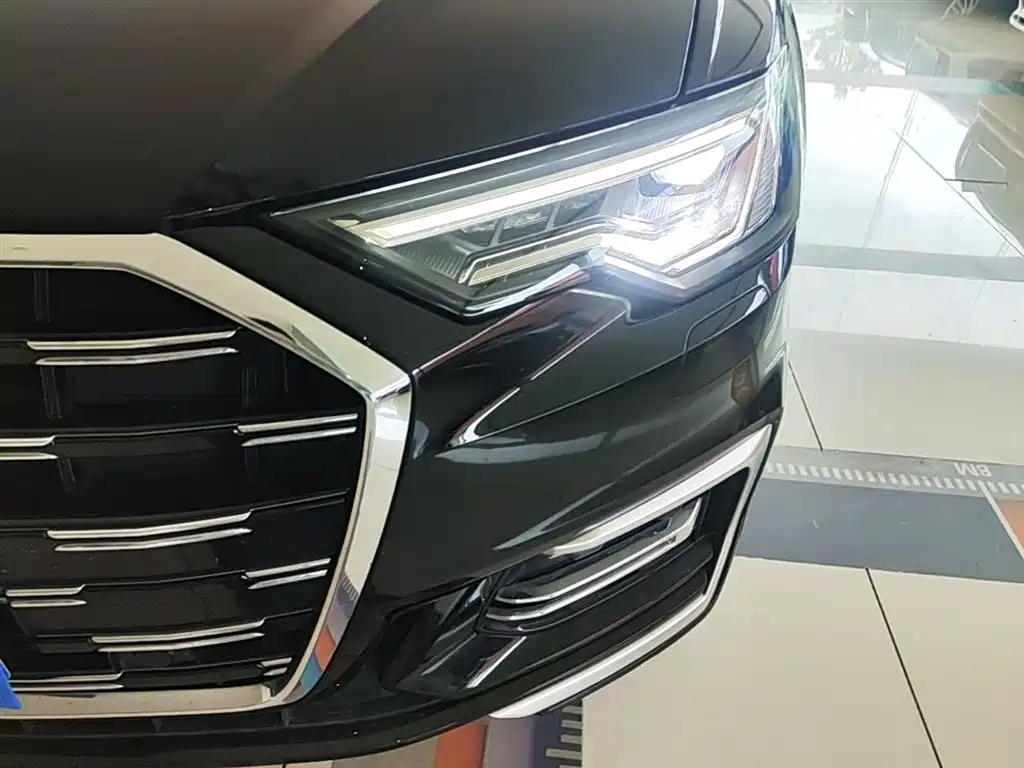 Audi A6L 2023 45 TFSI Premium Selection Dynamic фото 24