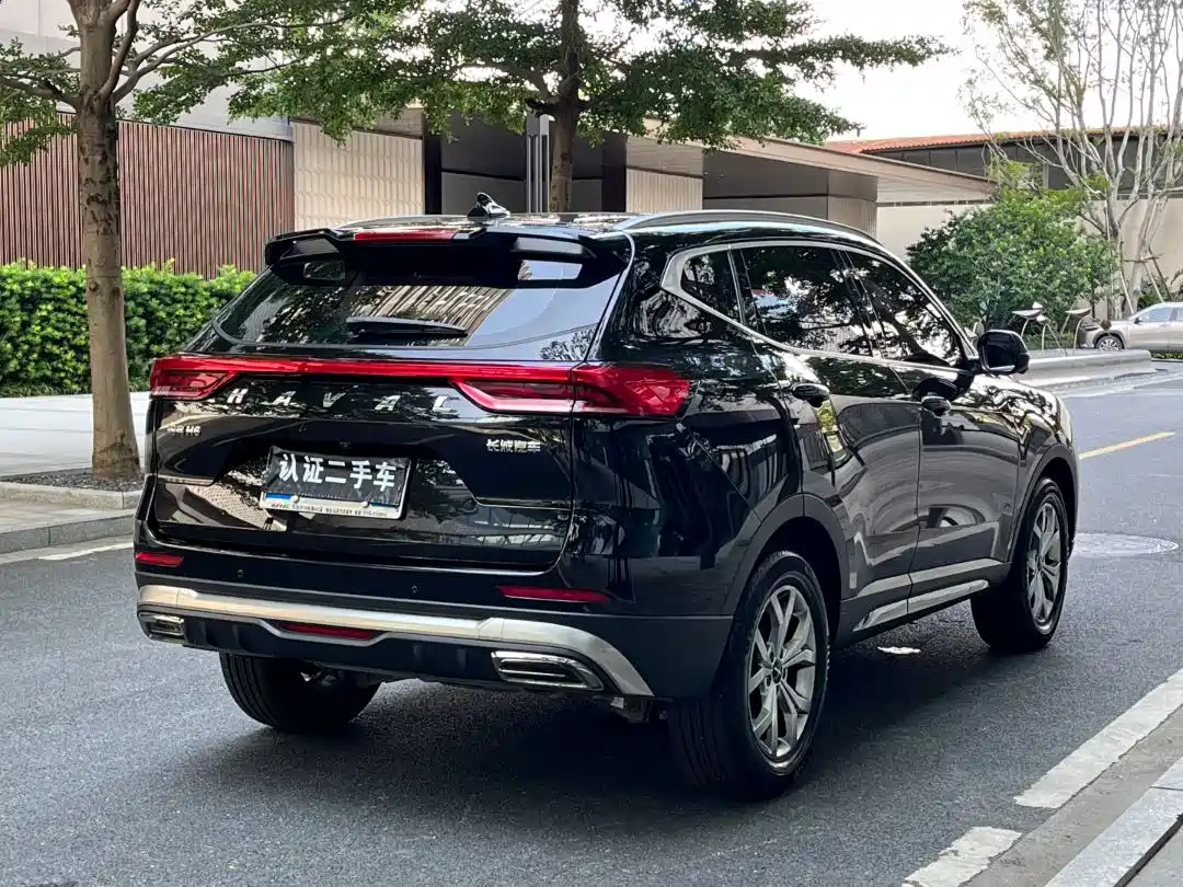 Photo 4 - Haval H6
