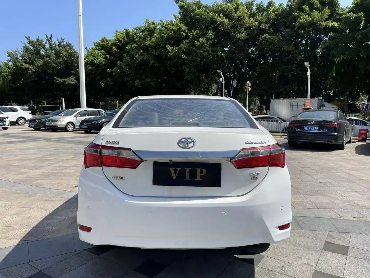 Toyota Corolla 2017 Facelift 1.2T S-CVT GL фото 10