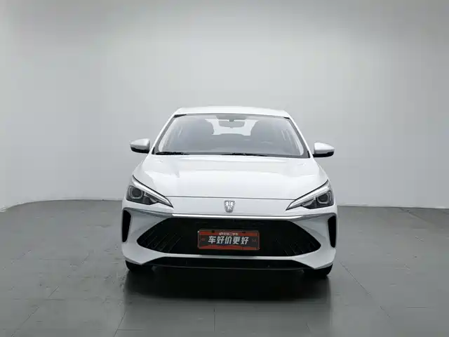 Roewe i5 2023 1.5L Manual Comfort Edition — фото 3