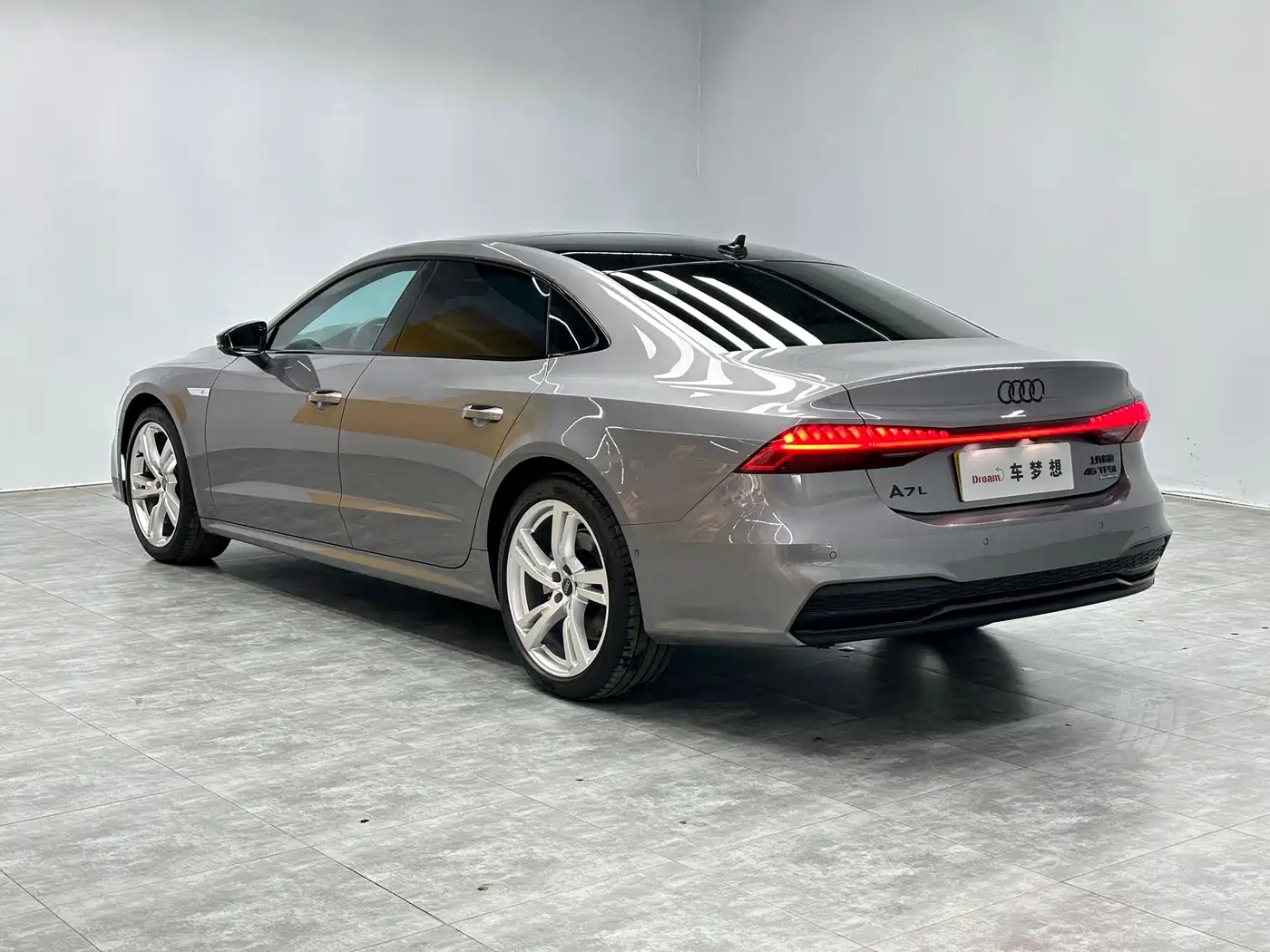 Audi A7L 2022 45 TFSI quattro S-line Wind Rider фото 6