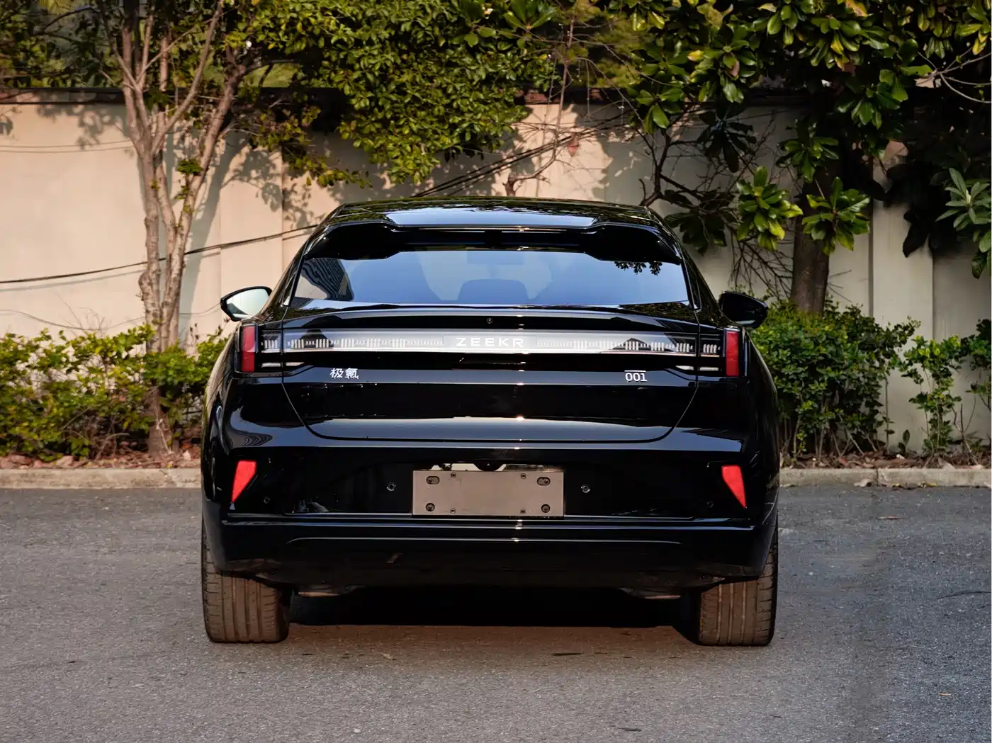 ZEEKR EXTREME KRYPTON 001