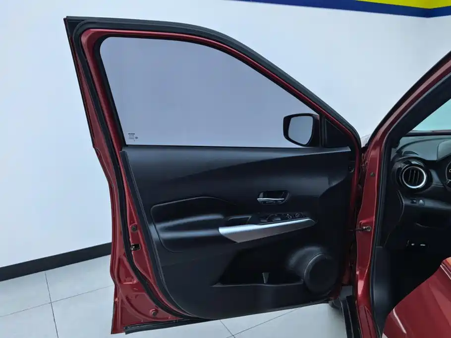 Nissan Kicks 2019 2018 1.5L CVT Smart Connect Luxury Edition