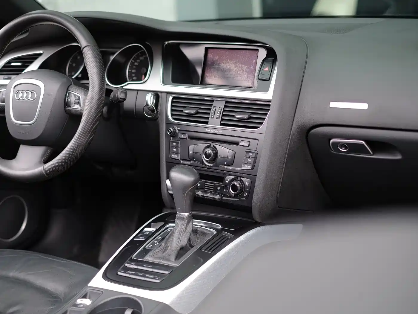 Audi A5 (Import) 2010 2.0TFSI Cabriolet фото 46