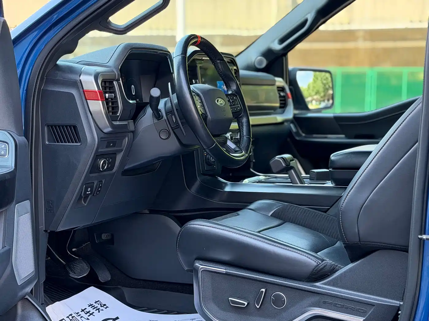 FORD F-150 RAPTOR