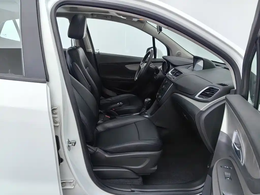 Фото 23 - Buick Encore
