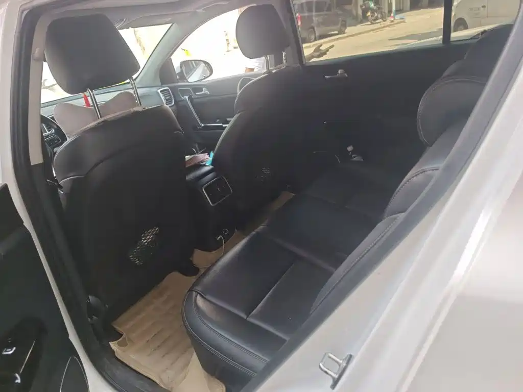 Kia KX5 2016 2016 Model 2.0L Automatic 2WD Premium