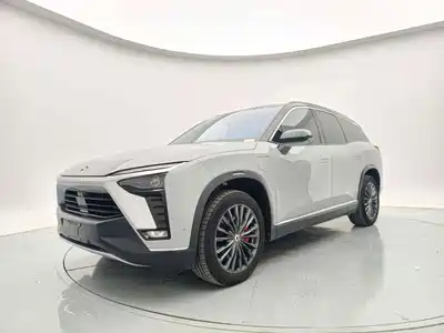 NIO ES8