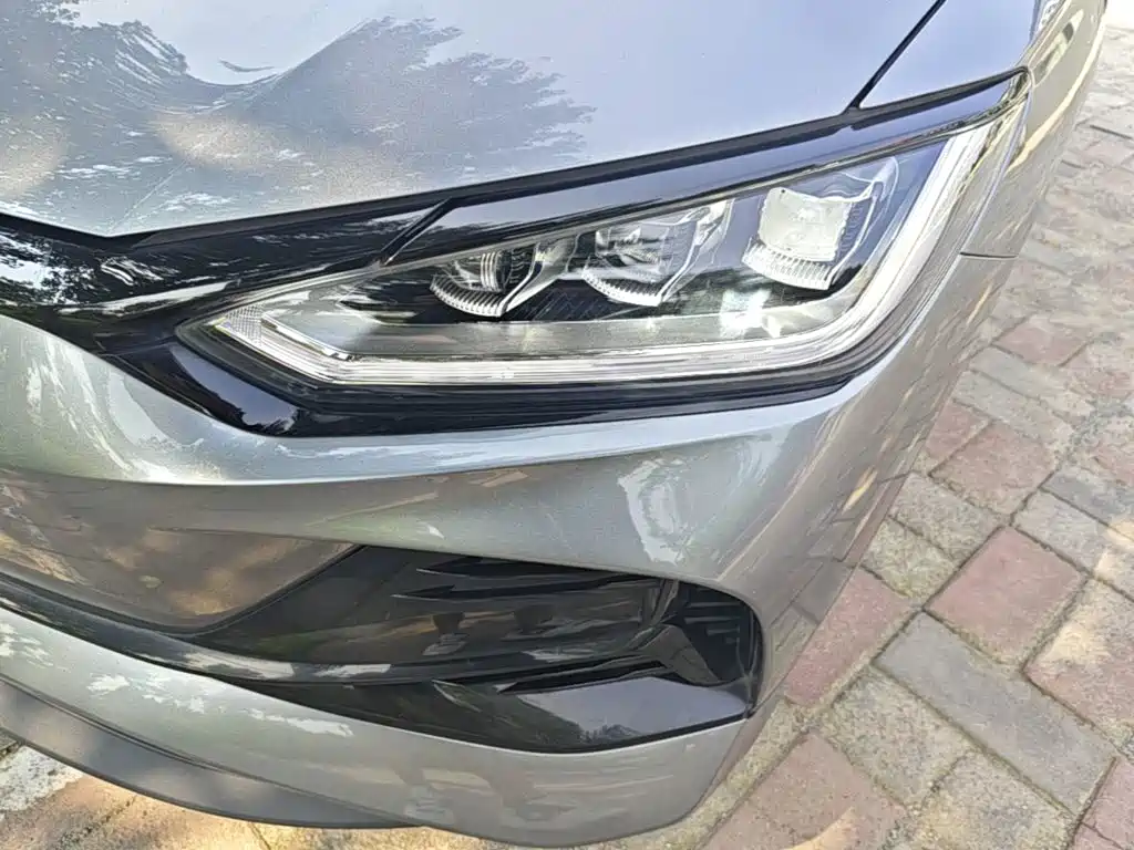 BYD e2 2023 2023 Luxury Model