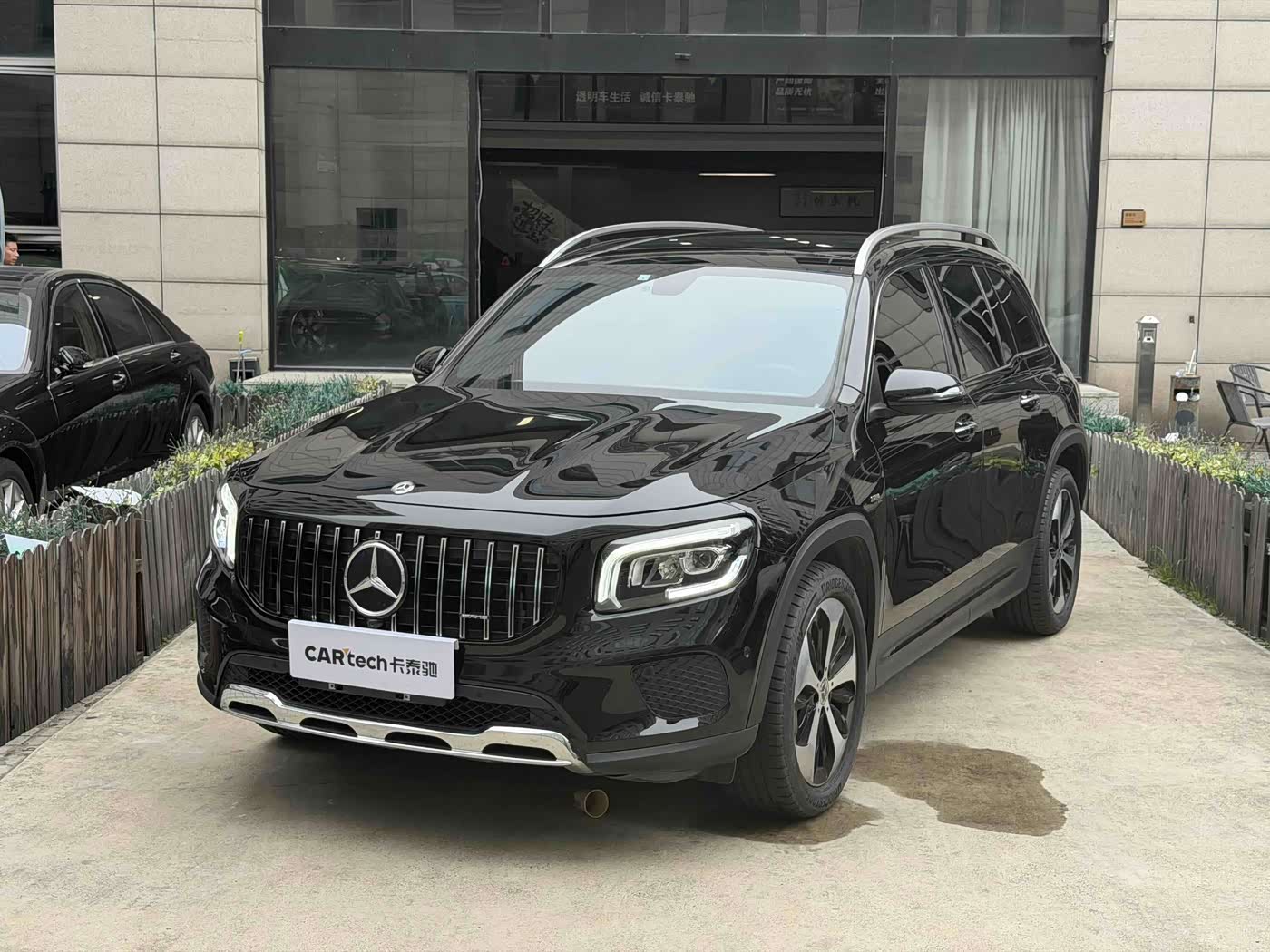 Mercedes-Benz GLB