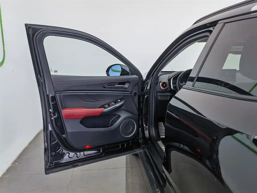 WEI PAI WEI BRAND VV5