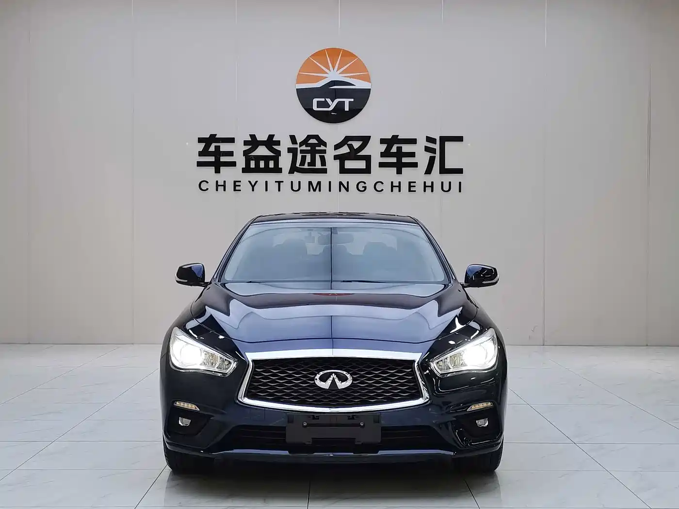 Infiniti Q50L 2019 2018 2.0T Comfort (China VI)