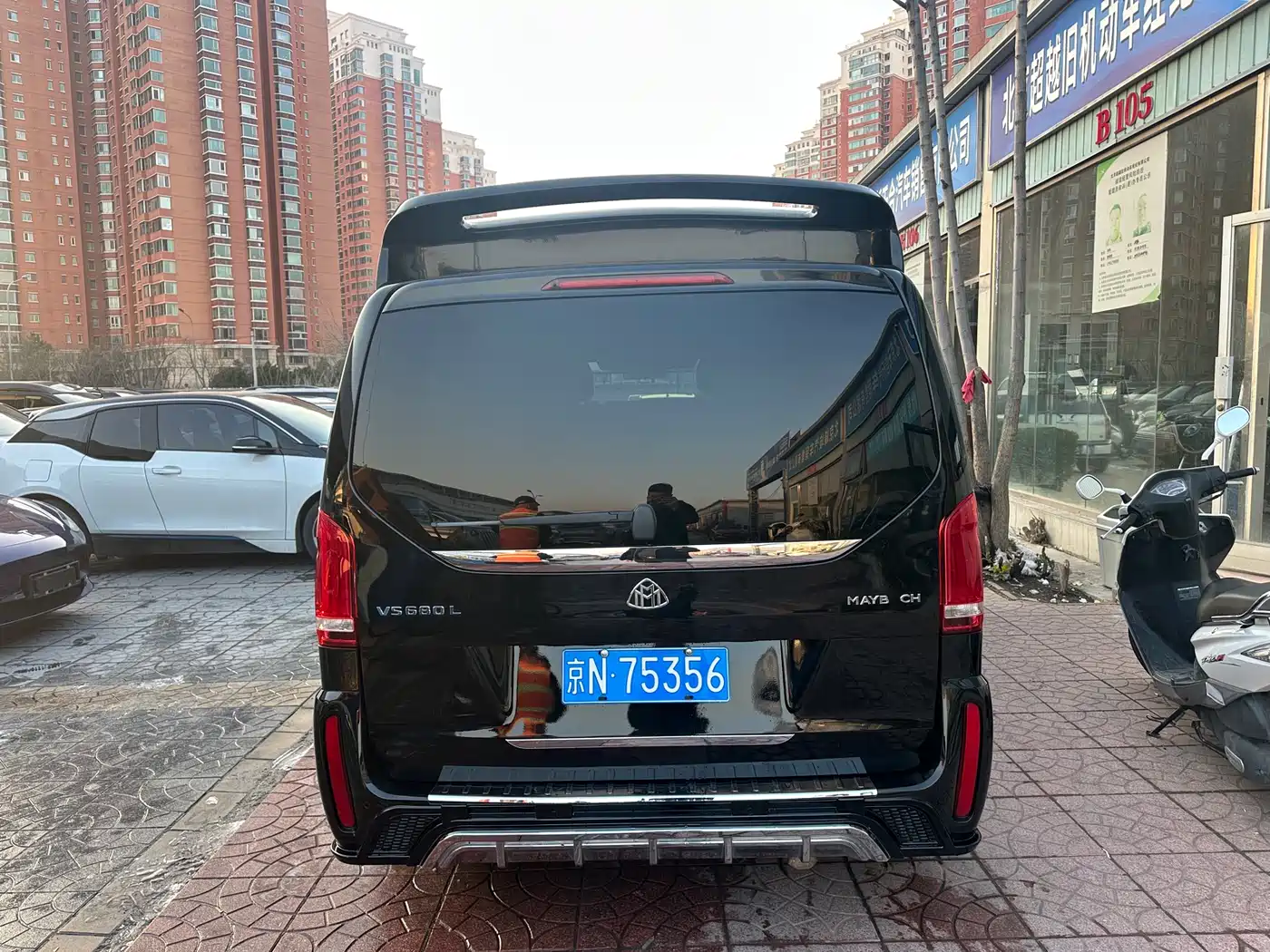 Mercedes-Benz V-Class 2018 V 260 L Premium Long Wheelbase Edition China VI фото 5
